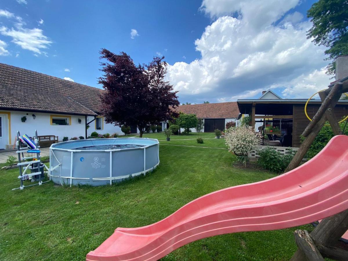 Apartman Beniskovec, Suchdol Nad Luznici Exteriör bild