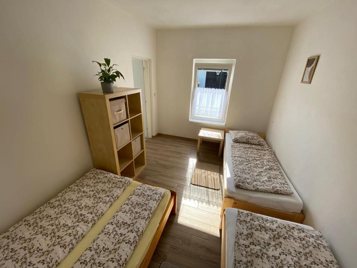 Apartman Beniskovec, Suchdol Nad Luznici Exteriör bild